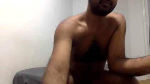 aggaggs online show from September 12, 12:45 am