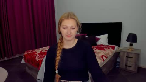 Snapshot of agnesarden chatting on October 17, 5:39 pm AgnesArden online show from October 17, 5:39 pm