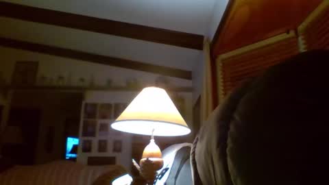 aguynrkfrd online show from January 8, 10:43 am