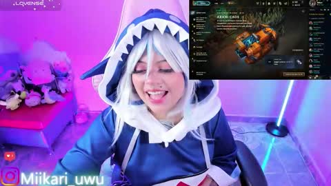 Ahri help me get to 100  online show from December 16, 4:30 am