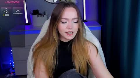 ai__girl online show from September 26, 3:09 pm