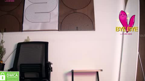 Aida  online show from April 23, 11:07 am