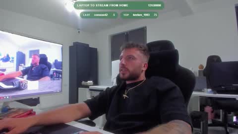 Aiden online show from October 3, 9:34 pm