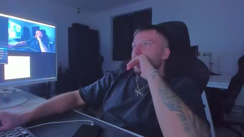 Aiden online show from September 27, 4:38 pm