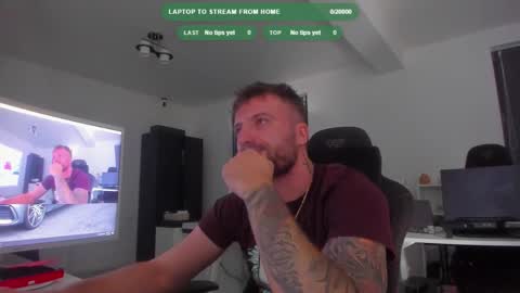 Aiden online show from October 5, 1:19 pm