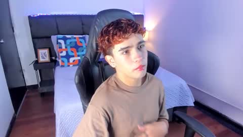 Aiden  online show from December 1, 1:09 pm