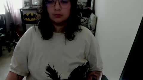 Catalina online show from April 23, 8:32 pm