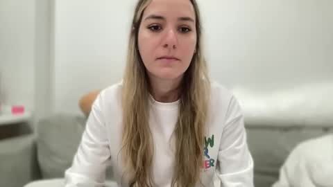 Aile online show from February 14, 2:50 am