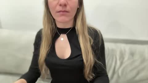 Aile online show from February 3, 11:42 am