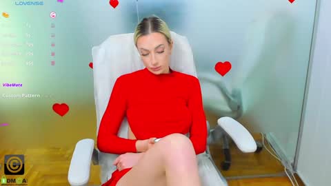 Allie  online show from March 15, 10:29 am