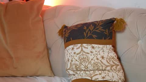  Aileen  online show from November 25, 9:02 pm