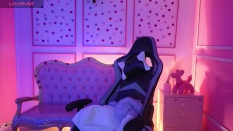 ailen online show from October 24, 3:07 am