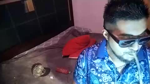 Snapshot of airoon91 chatting on October 18, 10:41 am airoon91 online show from October 18, 10:41 am