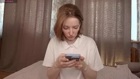 Sofia help me get 50 thumbs up online show from August 9, 5:13 am