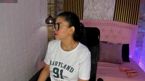 aisha__cambell online show from April 8, 10:18 am