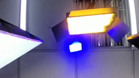 aisha_hotts777 online show from March 18, 3:23 am