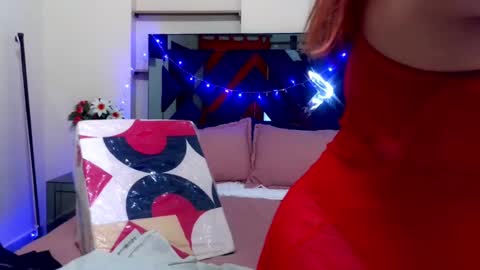 aisha_roja1 online show from December 21, 1:10 pm