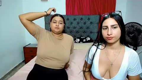 aisha_stacey0410 online show from July 19, 4:59 am