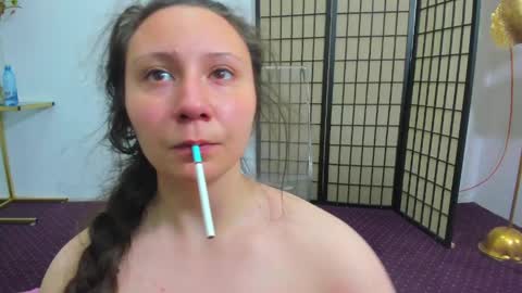 Aisha online show from April 18, 4:03 am