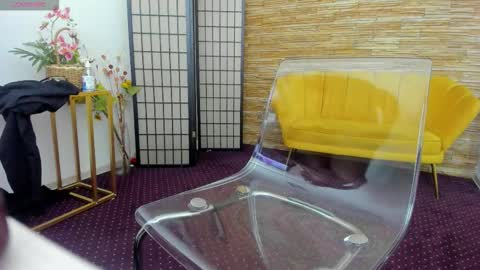 Aisha online show from November 9, 6:06 am