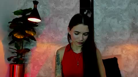 Snapshot of aitana_baker_ chatting on September 18, 4:49 am little aitana  online show from September 18, 4:49 am