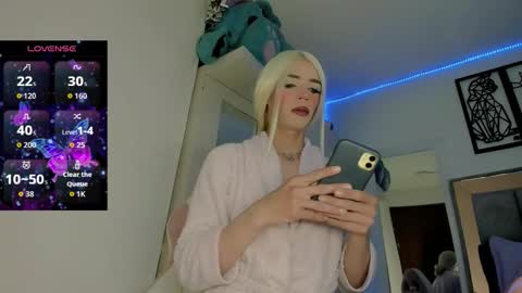 aiunii online show from December 15, 12:17 am