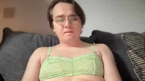 JullieBelleLemons online show from March 3, 12:17 am