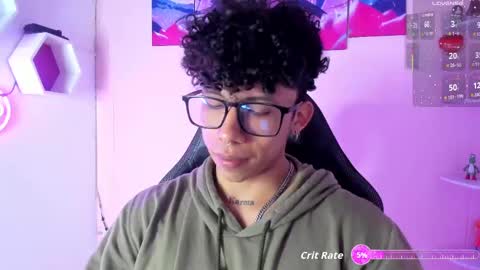 Snapshot of akazaboy chatting on September 19, 4:38 am akazaboy online show from September 19, 4:38 am