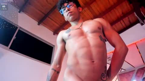 Snapshot of akazaboy chatting on March 8, 8:22 am akazaboy online show from March 8, 8:22 am