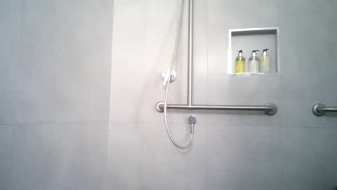 aken4it online show from February 18, 3:50 am