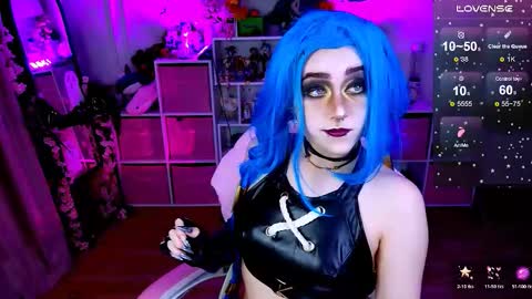 Aki online show from November 27, 11:01 pm