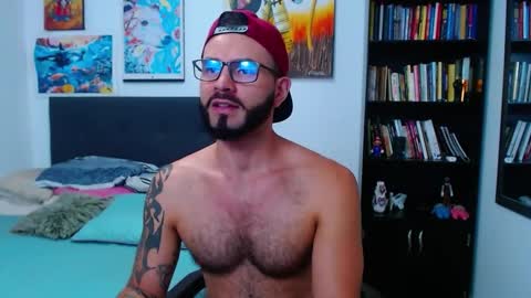 akiles online show from February 18, 1:21 am