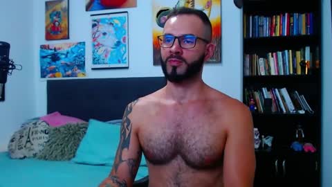 akiles online show from February 26, 1:46 am