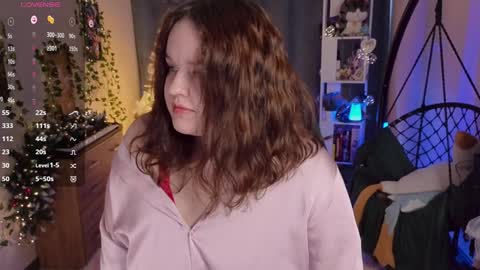 Aki online show from December 25, 8:29 am