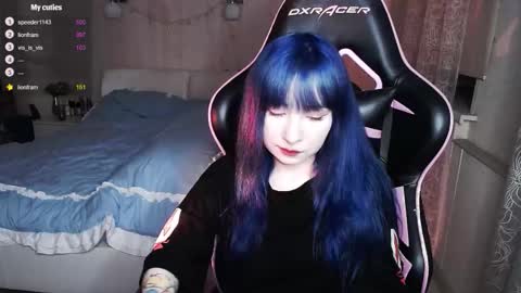 akirahartyx online show from September 25, 5:09 pm