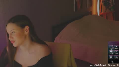 Alice online show from January 18, 4:38 pm