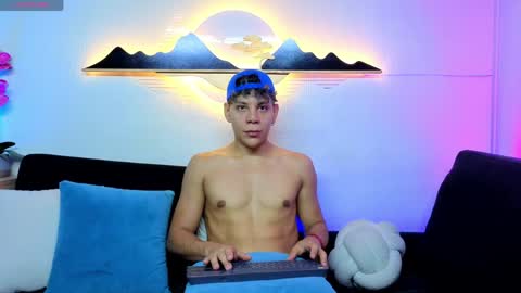 Al Fox  Miko Fortuni  online show from March 20, 5:12 am