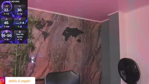 ALAHIA online show from April 15, 5:38 pm