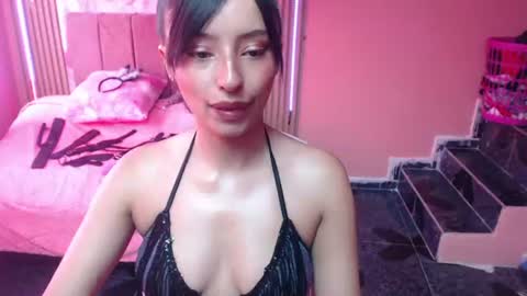 alaia_blue1 online show from June 17, 1:49 pm