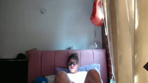 alaina_blessed online show from December 3, 4:07 pm