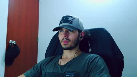 alan34_ online show from April 8, 6:05 am