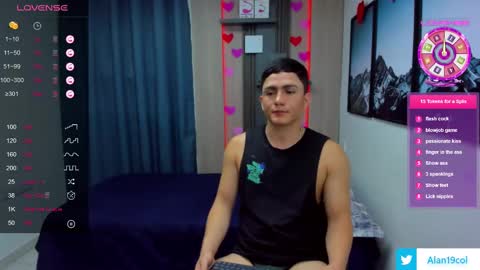Snapshot of alan_nd_kevin chatting on February 15, 11:39 am Alan  Kevin can we reach 100 thumbs up please guys  online show from February 15, 11:39 am