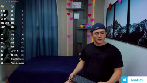 Snapshot of alan_nd_kevin chatting on February 21, 7:21 pm Alan  Kevin can we reach 100 thumbs up please guys  online show from February 21, 7:21 pm