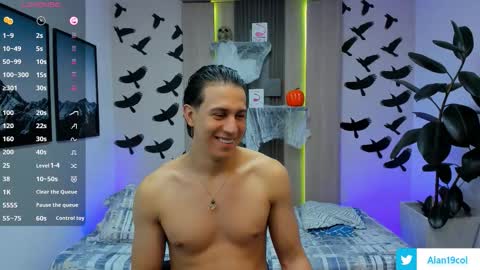 Snapshot of alan_nd_kevin chatting on October 4, 7:11 pm Alan  Kevin can we reach 100 thumbs up please guys  online show from October 4, 7:11 pm