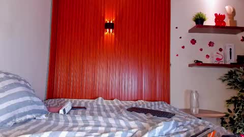 alana_ada online show from February 24, 7:44 am