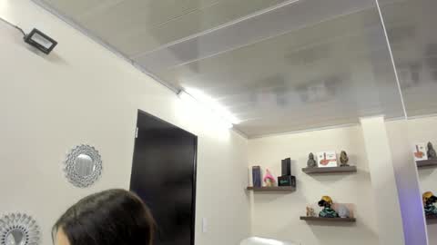 Maeve  online show from February 5, 10:41 am