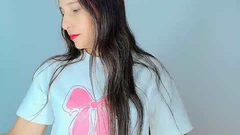 alana_pink95 online show from March 18, 12:33 pm