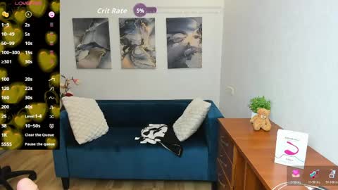 Alana Walkers online show from June 2, 7:38 pm
