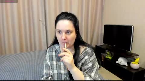 Julia online show from May 19, 9:22 pm