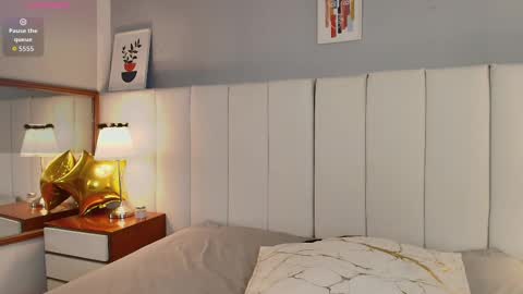 alanawestt online show from November 15, 10:11 pm